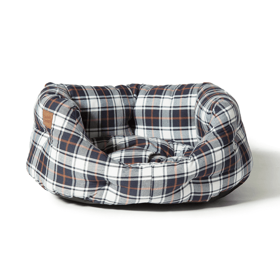 Load image into Gallery viewer, Lumberjack Deluxe Slumber Dog Bed in White and Navy
